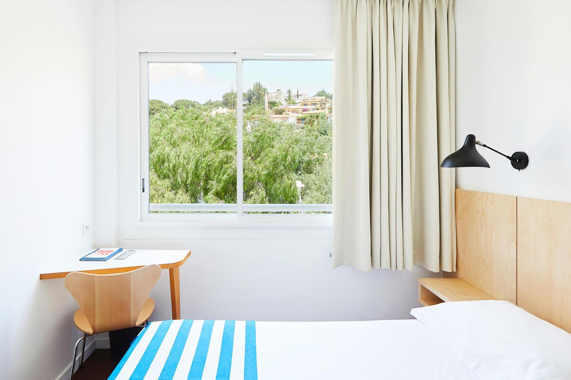 Hotel California Le Lavandou Esterno foto